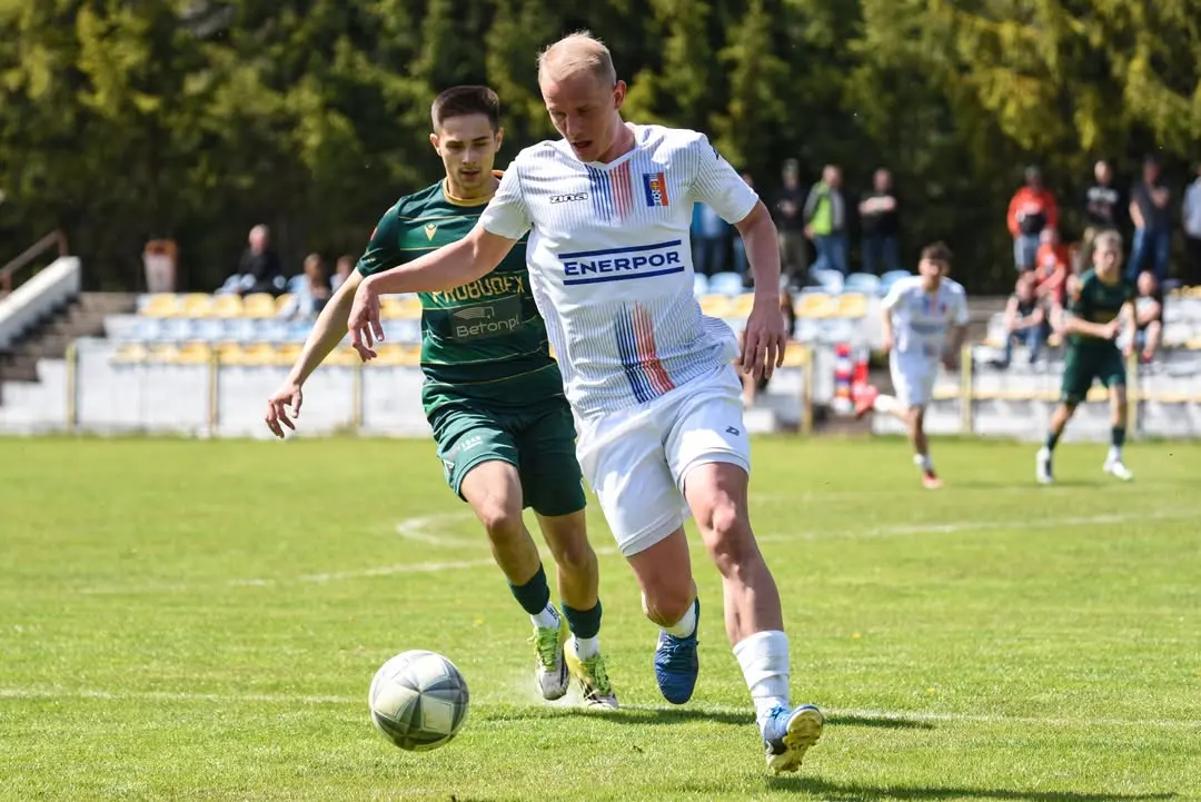 Galeria zdjęć z dzisiejszej wygranej z LKS Orlęta Probudex Kielce 📸🤩 fot