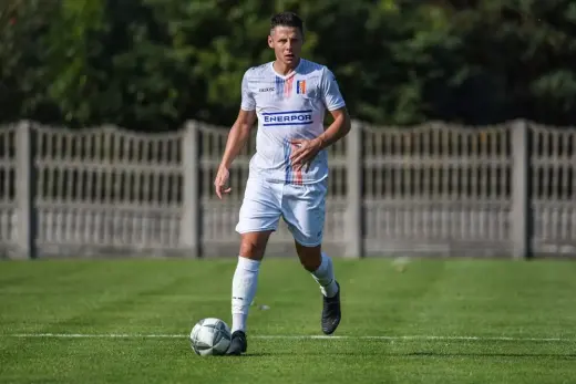 Bartosz Kuzincow zostaje w Wiernej Małogoszcz
