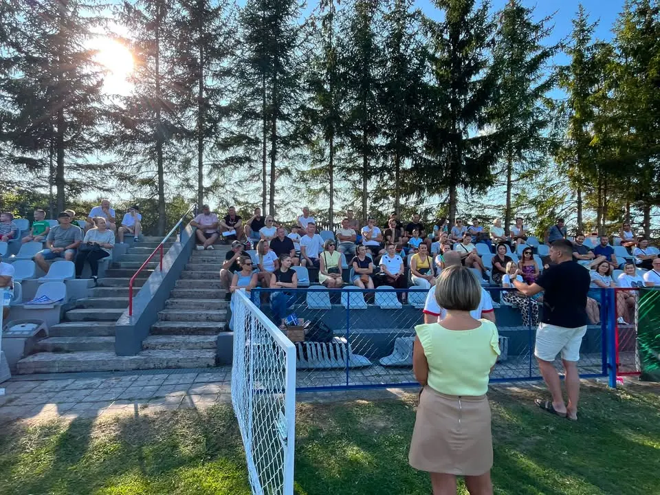 Udane i napawające optymizmem spotkanie Zarządu Klubu 🔵⚪️🔴 Wierna Małogoszcz z rodzicami