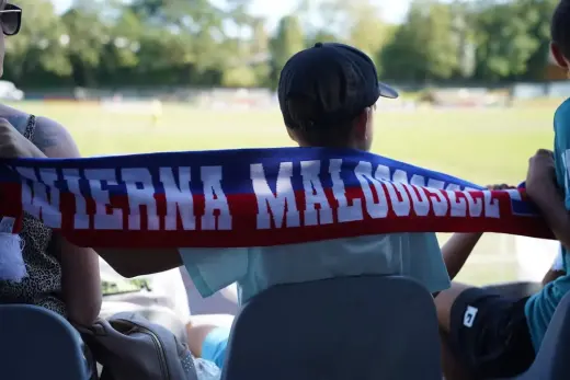 Podczas jutrzejszego meczu z OKS Opatów o 16:00 młodzi kibice będą mogli wygrać trening z zawodnikiem Wiernej